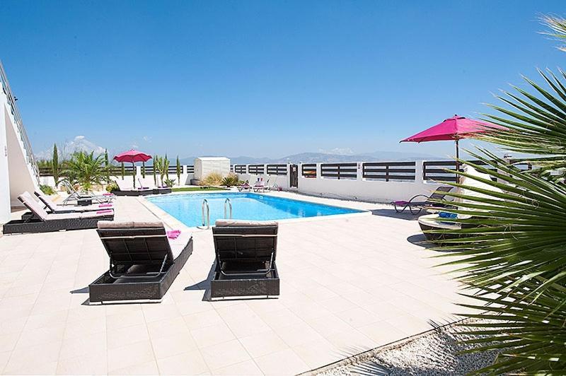 Villa Arcadia, Kallepia Paphos 外观 照片